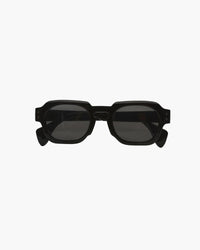 Classic Sunglasses – UV Protection & Durable Frame