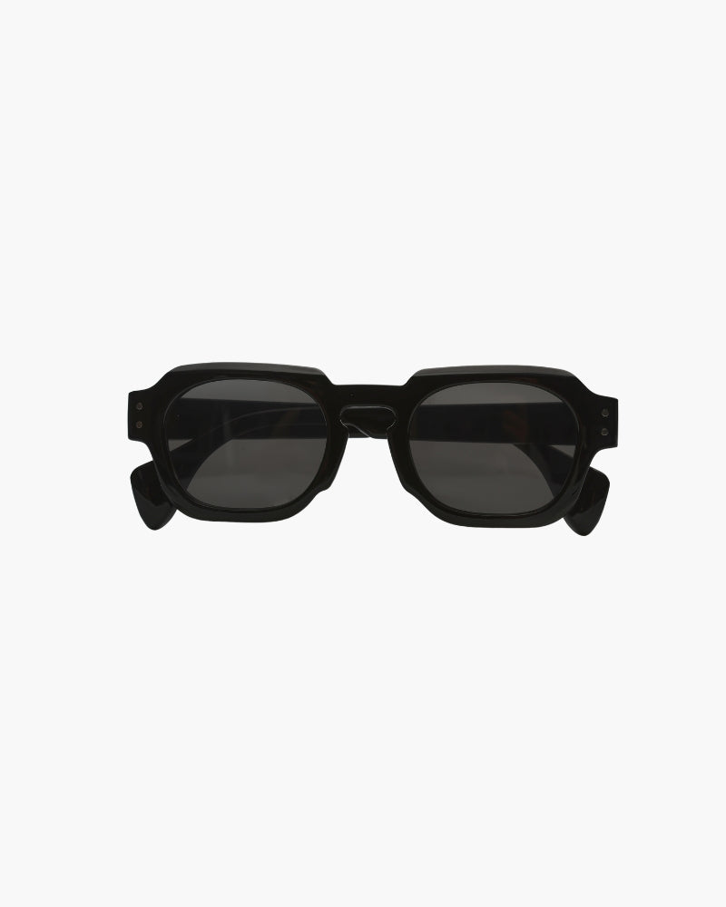 Classic Sunglasses – UV Protection & Durable Frame