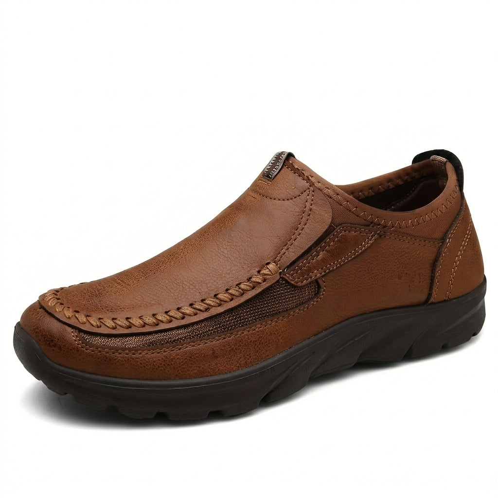 Men's casual slip-on shoes made of synthetic leather