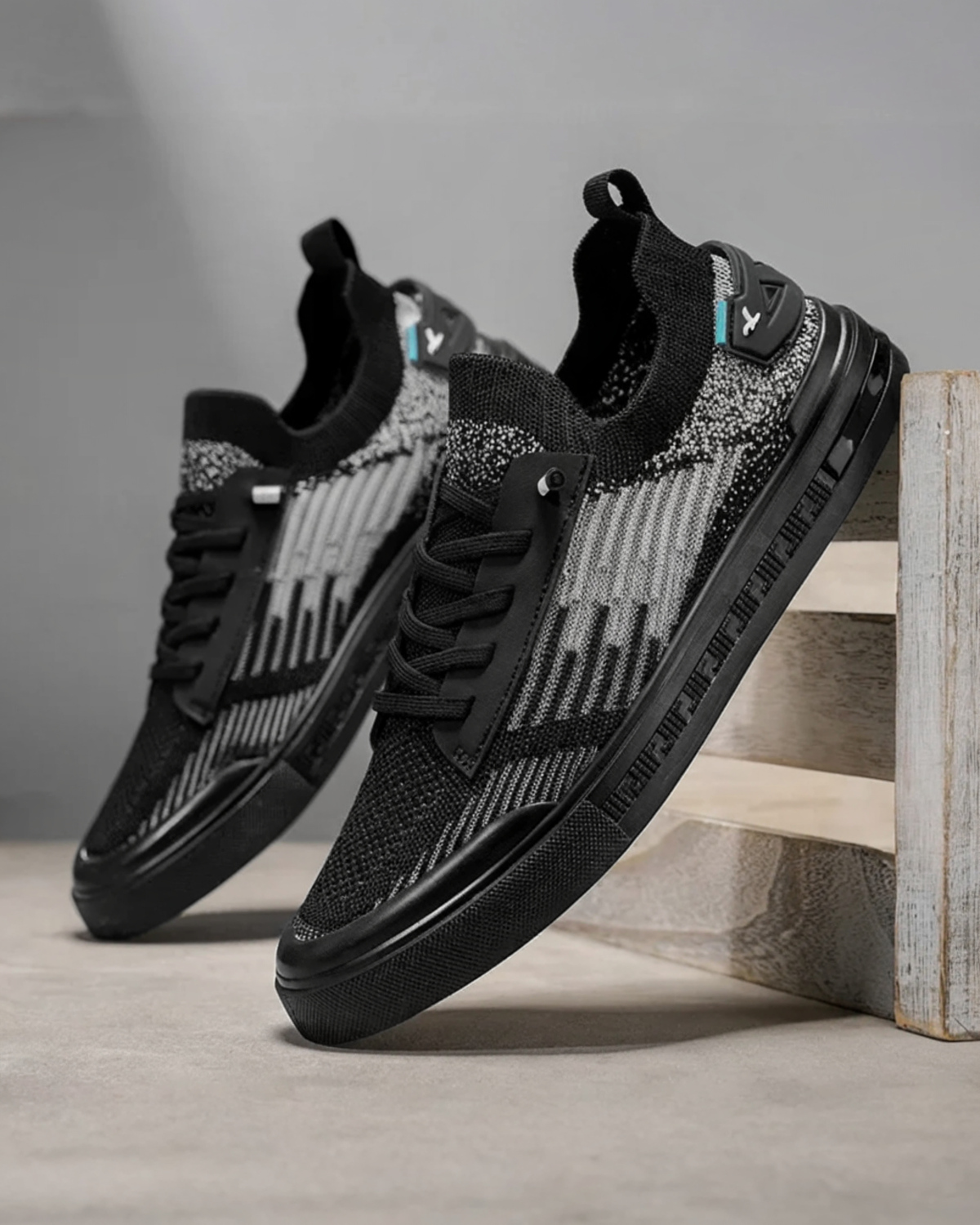 Men's Knitted Sneakers – Lightweight Breathable Design