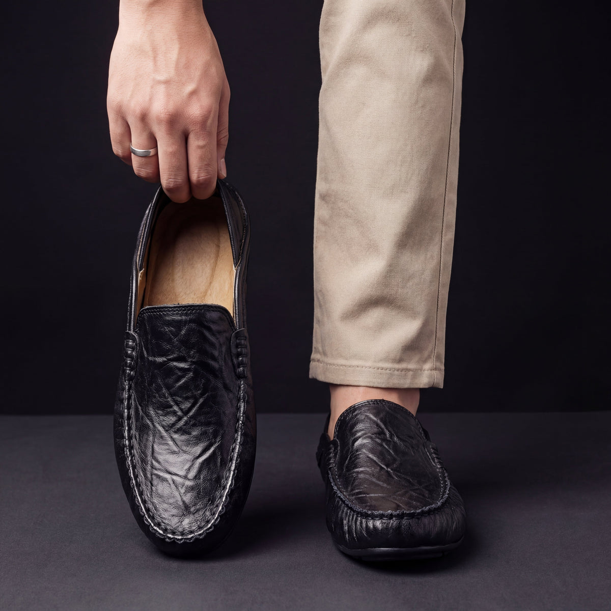 Men's Leather Loafers – Handcrafted Slip-On Design